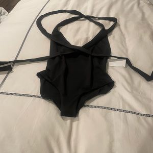 Londre multi-way one piece - large matte black